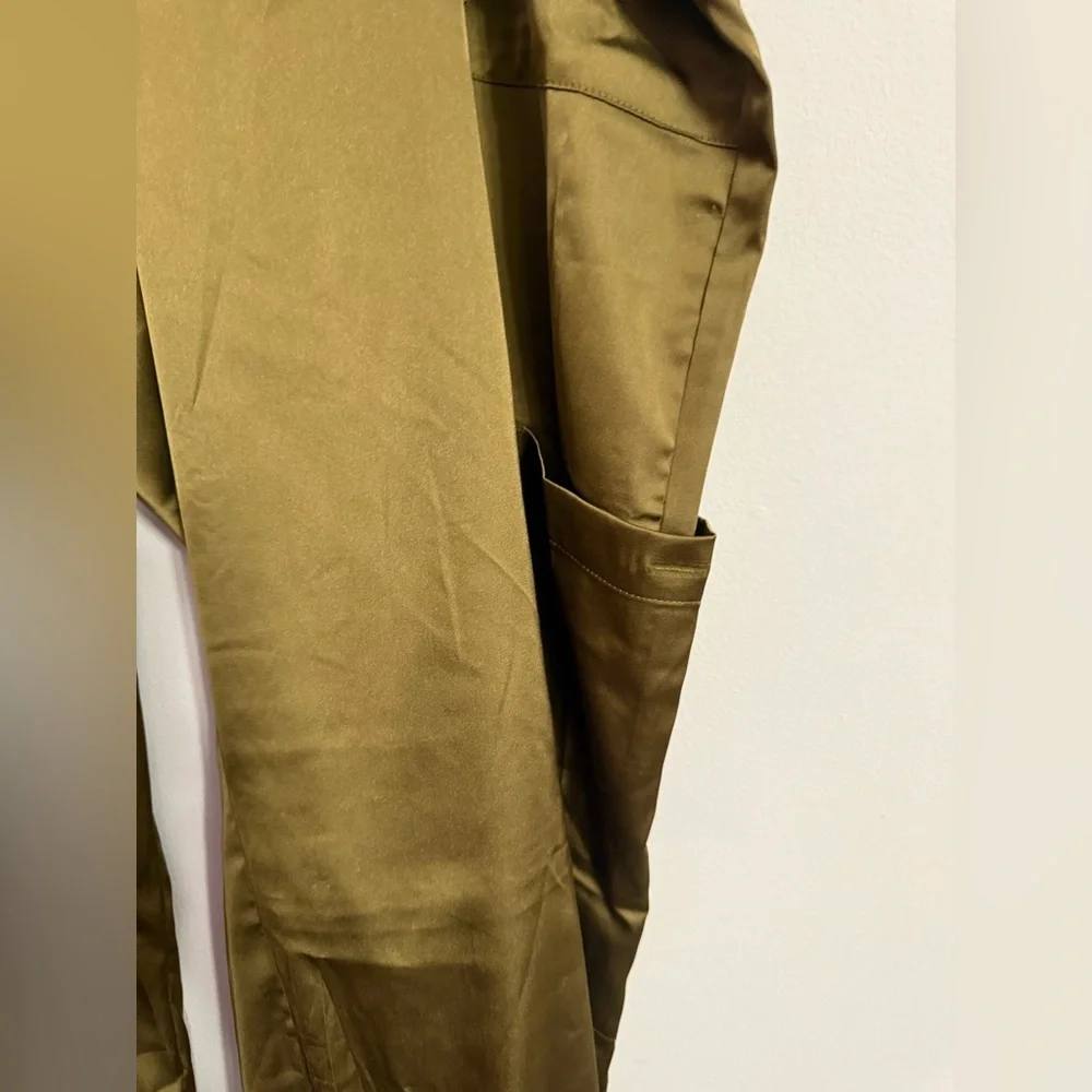 OLD NAVY HIGH WAISTED SATIN JOGGER CARGO PANTS Utility Green NWT Sz 3X - Picture 5 of 6